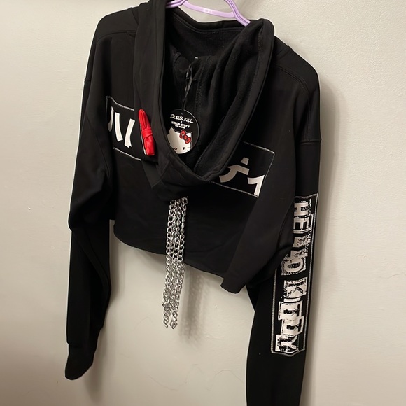 Dollskill x Hello Kitty and friends sweater - Picture 2 of 2